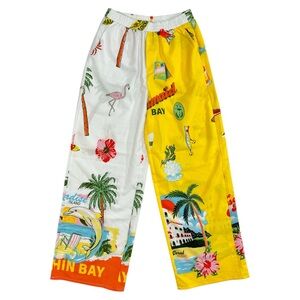 Rich & Famous Tourist Inns Palm Trees Beach Dolphins Colorful Pants Women Medium